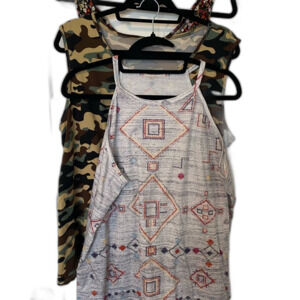 Tank top bundle Lot of 3 Sizes XL 1XL Various prints‎ Aztek Camo and Floral